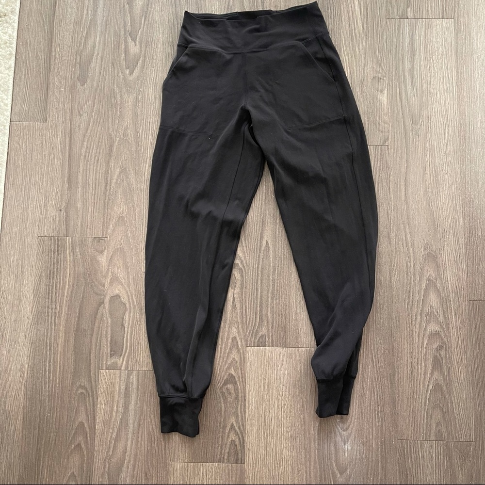 Lululemon align jogger - Picture 1 of 4